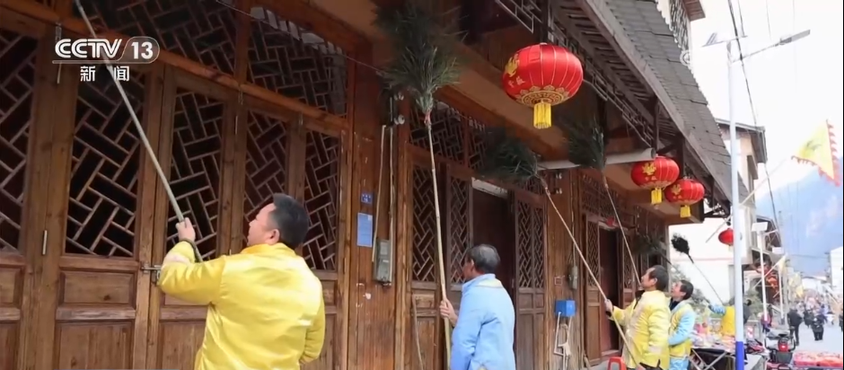 年货大集开市打造“逛买玩赏食”新体验 特色年俗活动点燃文旅消