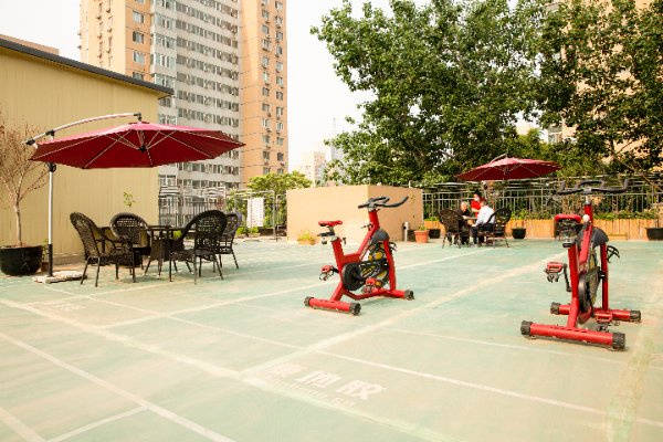 专业正规社区养老选口碑佳就近养老院香河园福寿苑对比东坝福寿苑