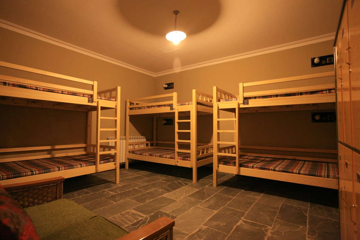 房县青峰镇：人间烟火气 小镇年味浓